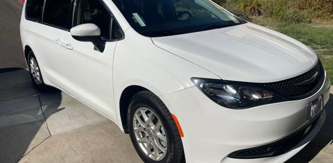 Chrysler Voyager 2022