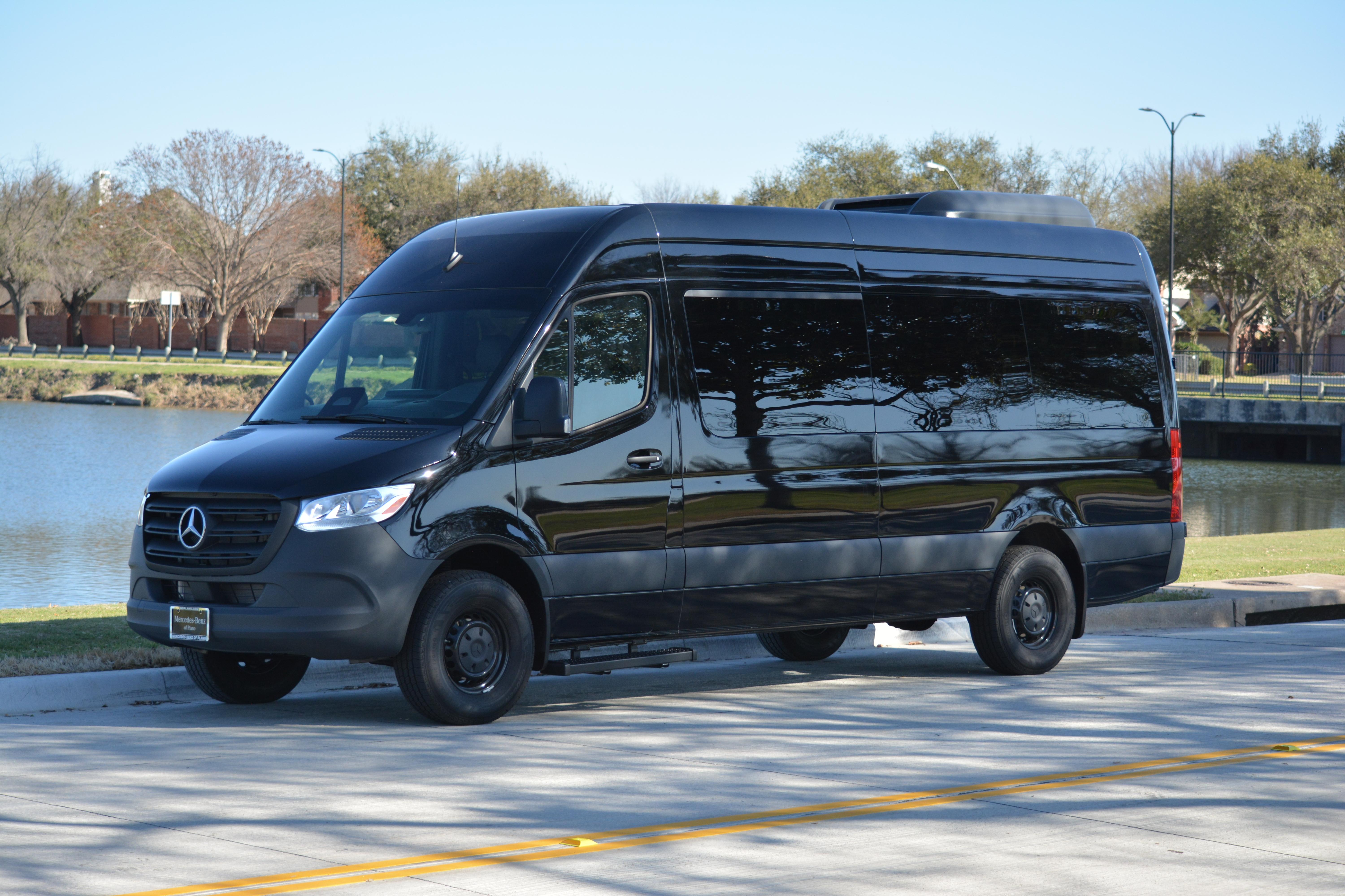 Mercedes-Benz Sprinter 2025 in 