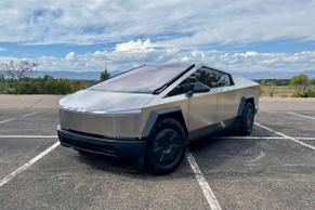 Tesla Cybertruck 2025 in Denver