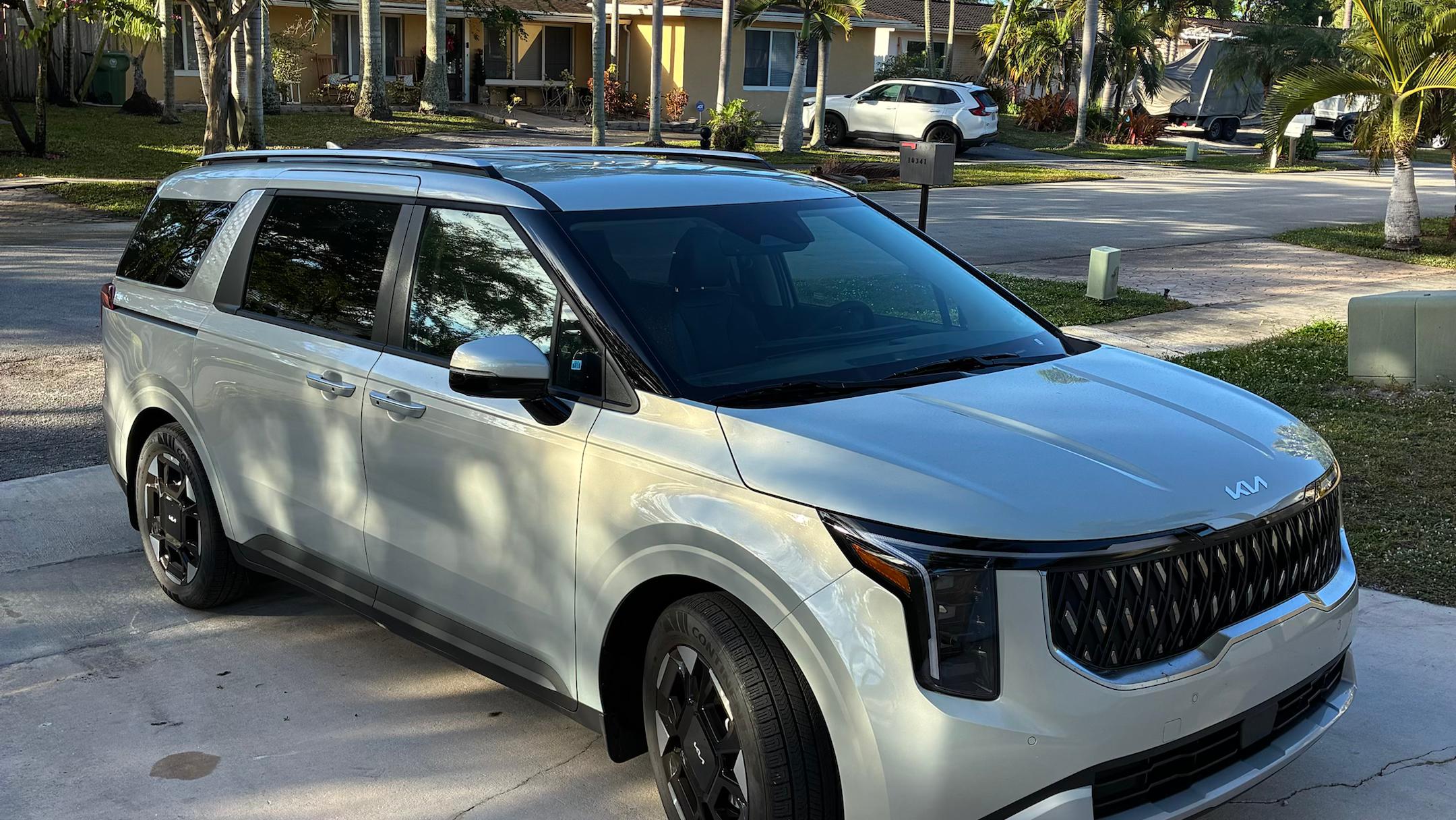 Kia Carnival 2026 in Pembroke Pines, FL