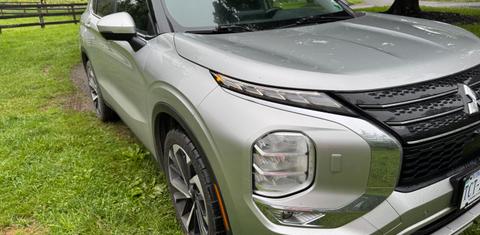 Mitsubishi Outlander 2024