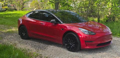 Tesla Model 3 2022