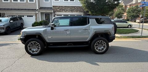 GMC HUMMER EV SUV 2025