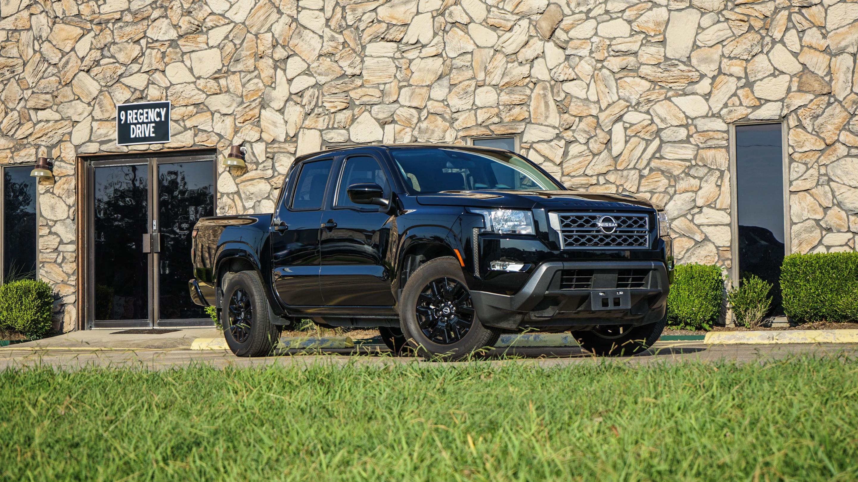 Nissan Frontier 2024 in Euless, TX