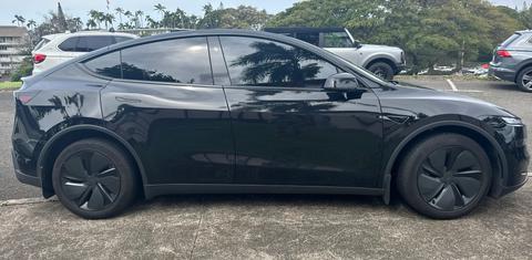 Tesla Model Y 2026