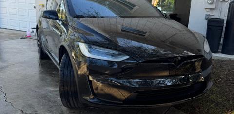 Tesla Model X 2023