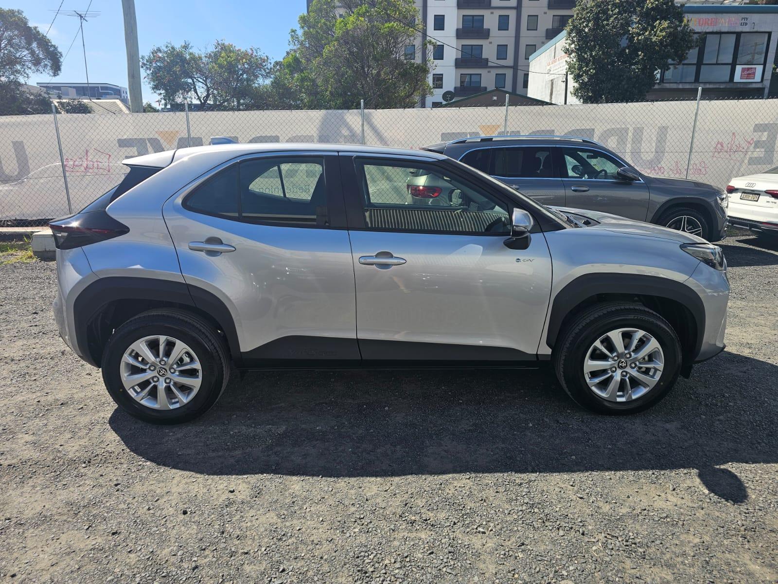 Toyota YARIS CROSS 2024 in 