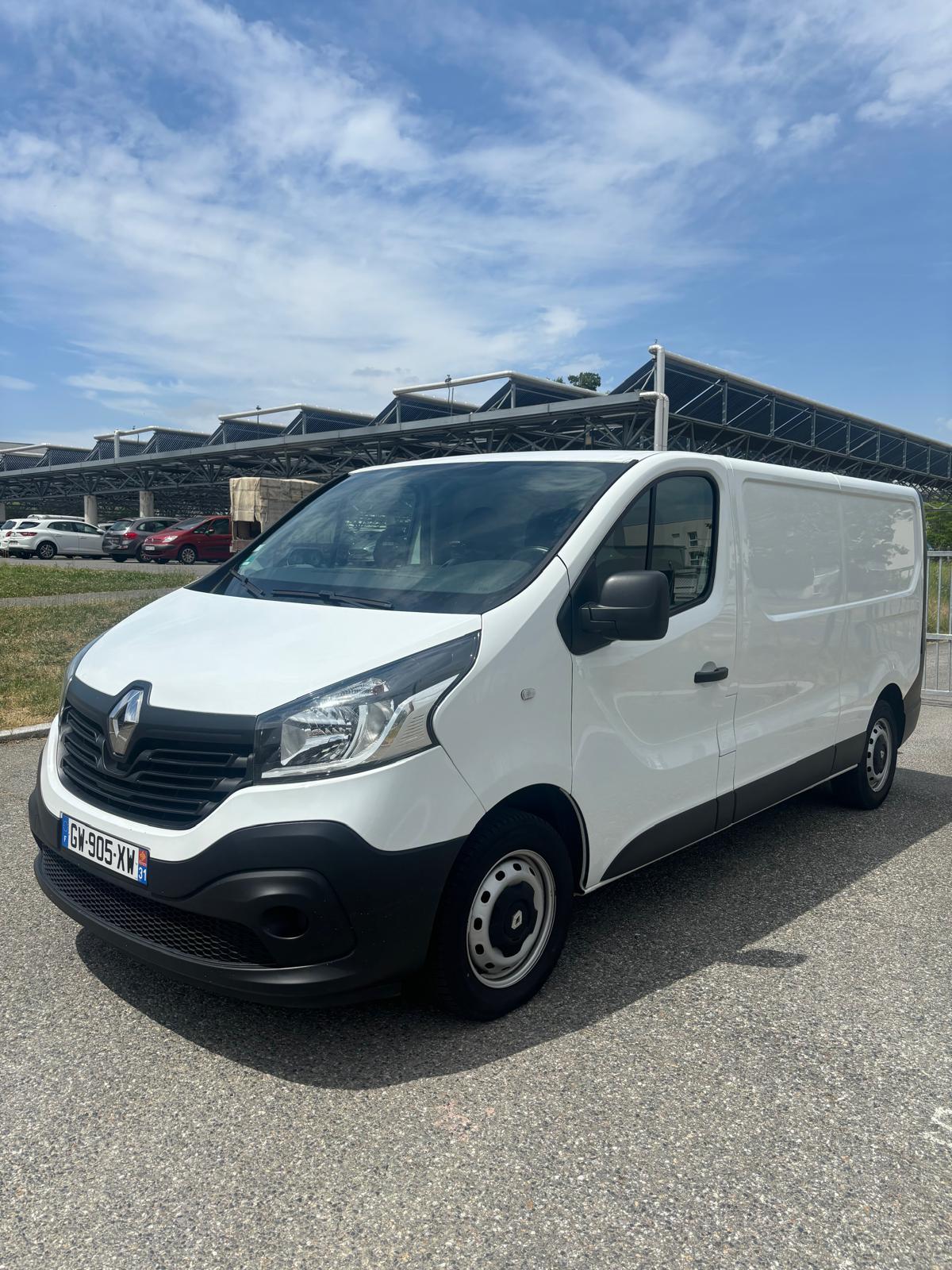 Renault TRAFIC III 2018 à Toulouse