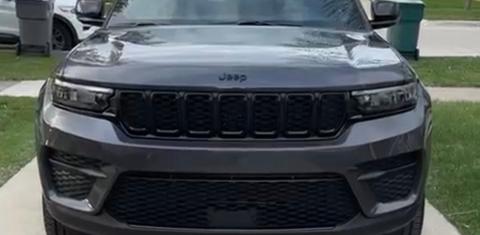 Jeep Grand Cherokee 2023