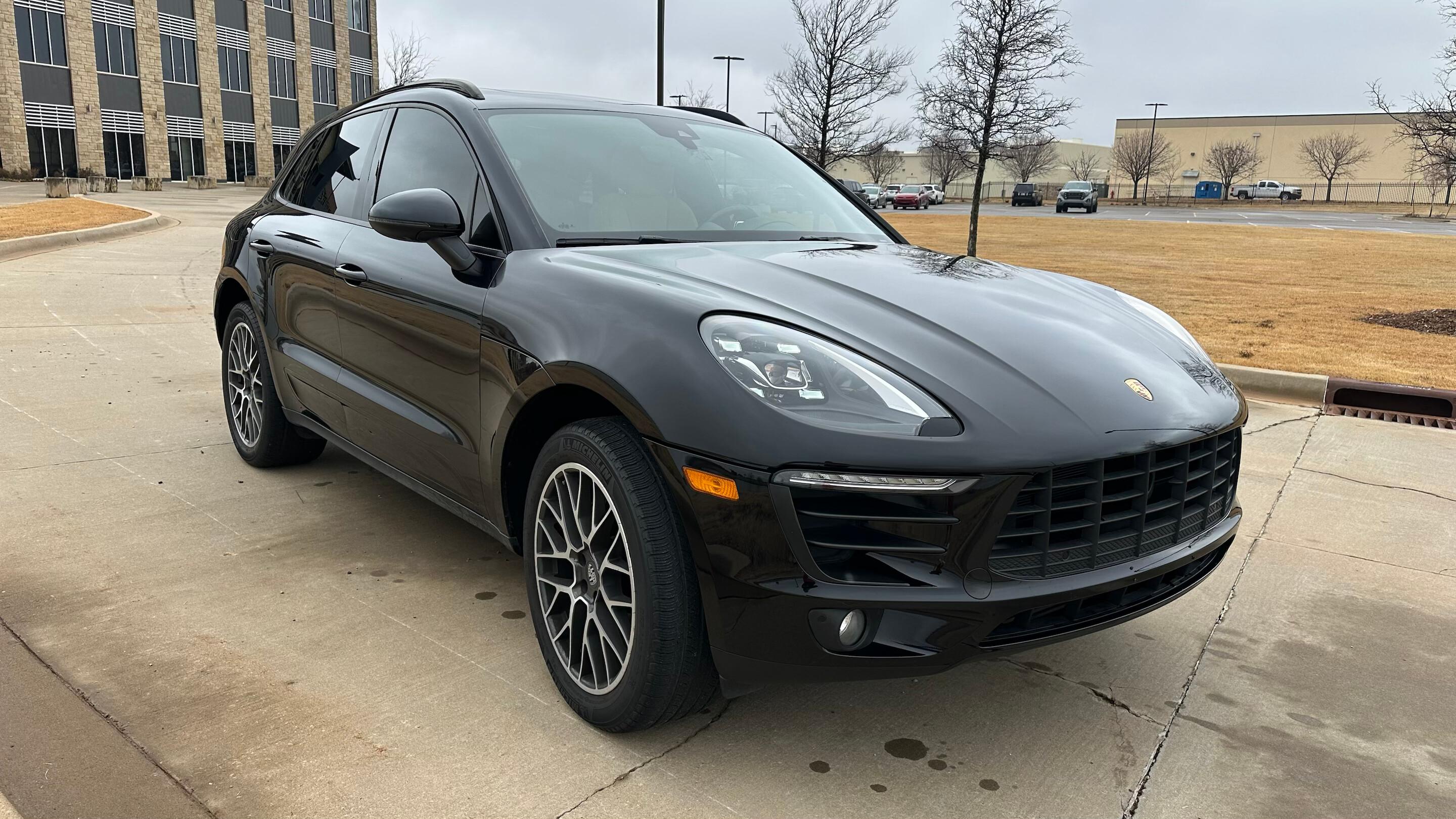 Porsche Macan 2018 in Moore, OK