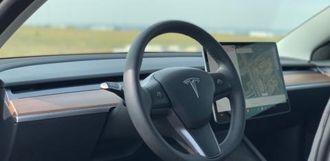 Tesla Model 3 2022