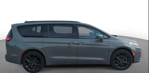 Chrysler Pacifica 2022