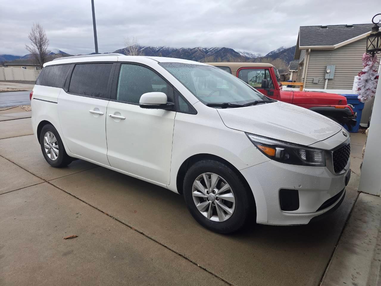 Kia Sedona 2017 in Eagle Mountain, UT