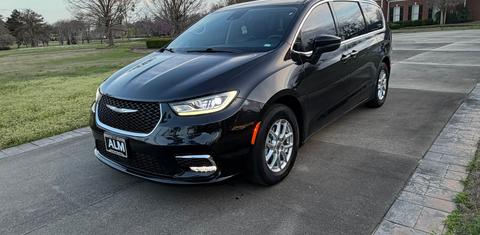 Chrysler Pacifica 2023