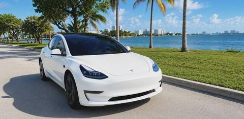 Tesla Model 3 2023