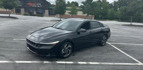 Hyundai Elantra 2025