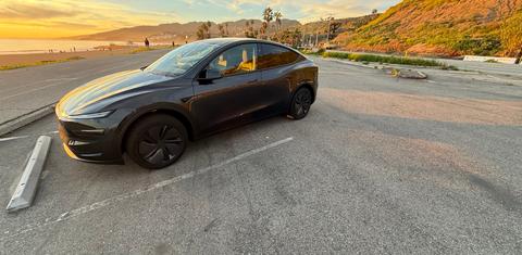 Tesla Model Y 2026