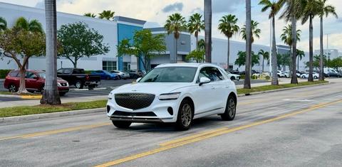 Genesis GV70 2025