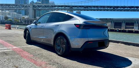 Tesla Model Y 2026