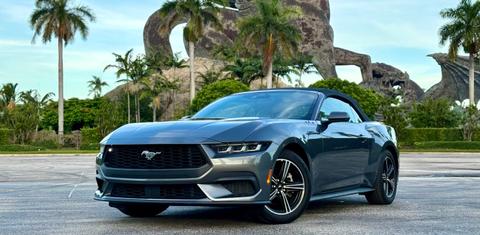 Ford Mustang 2024