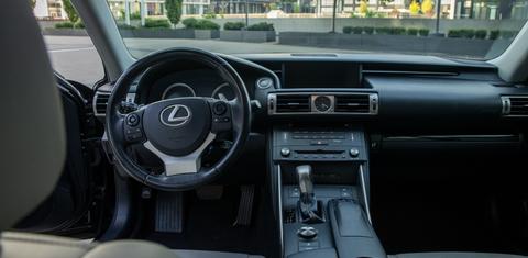 Lexus IS 2015