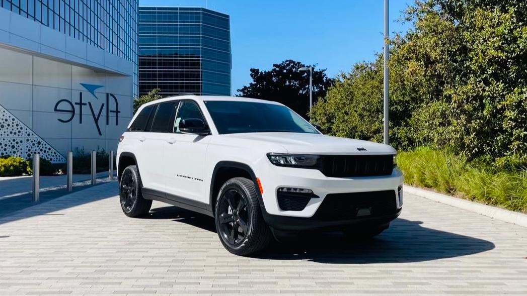Jeep Grand Cherokee 2023 in 