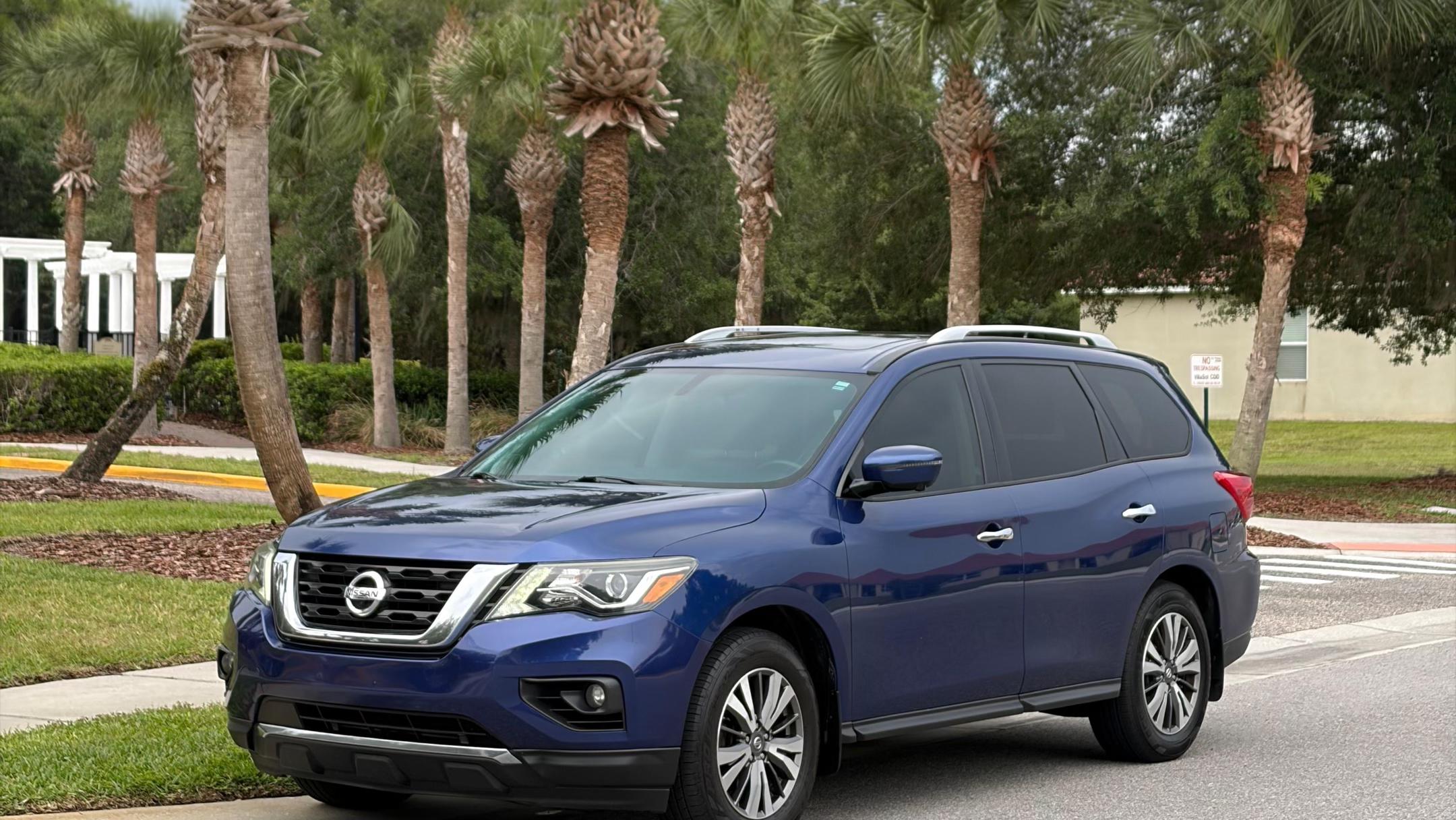 Nissan Pathfinder 2017 in 