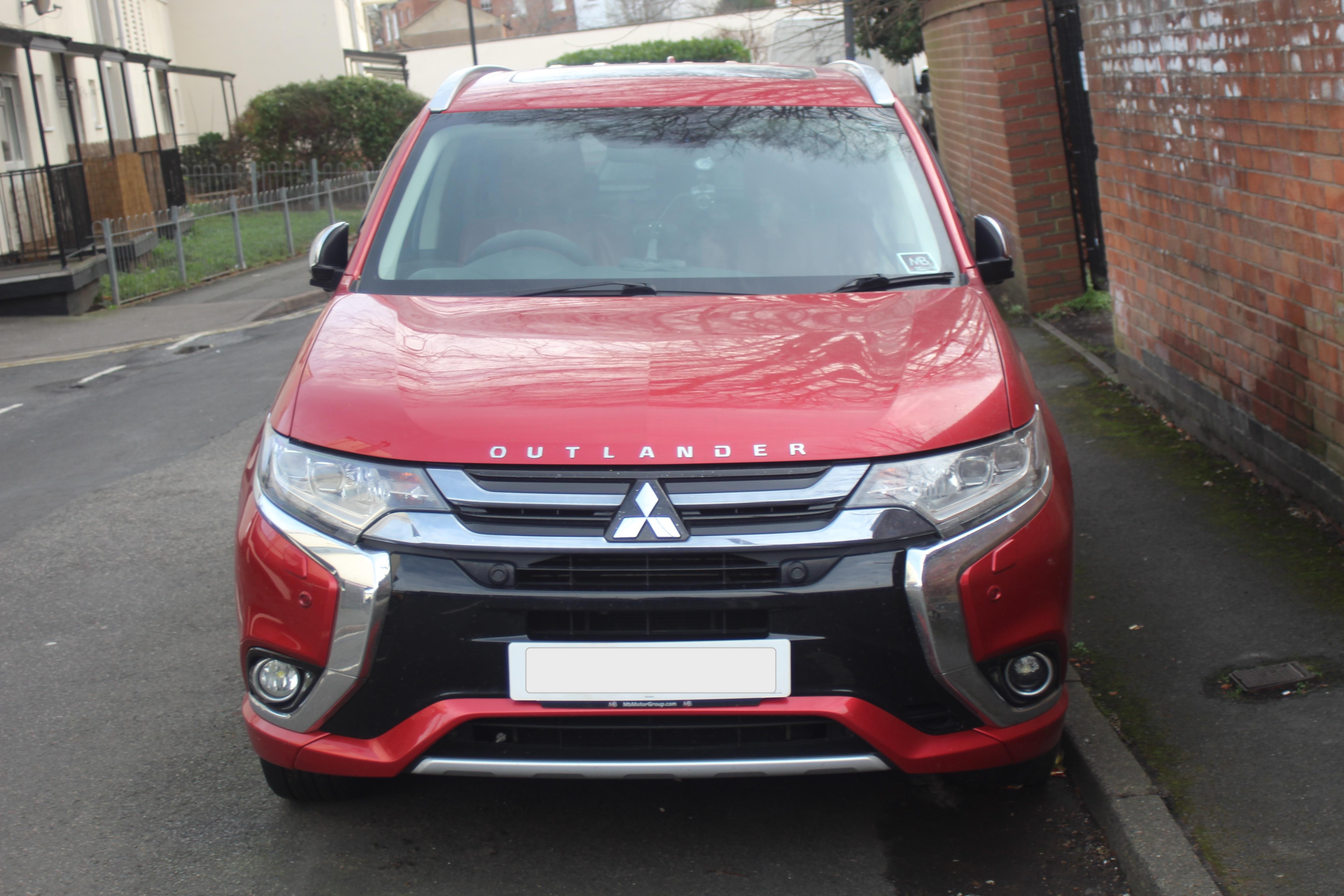Mitsubishi Outlander 2016 in London