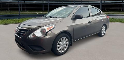 Nissan Versa 2015