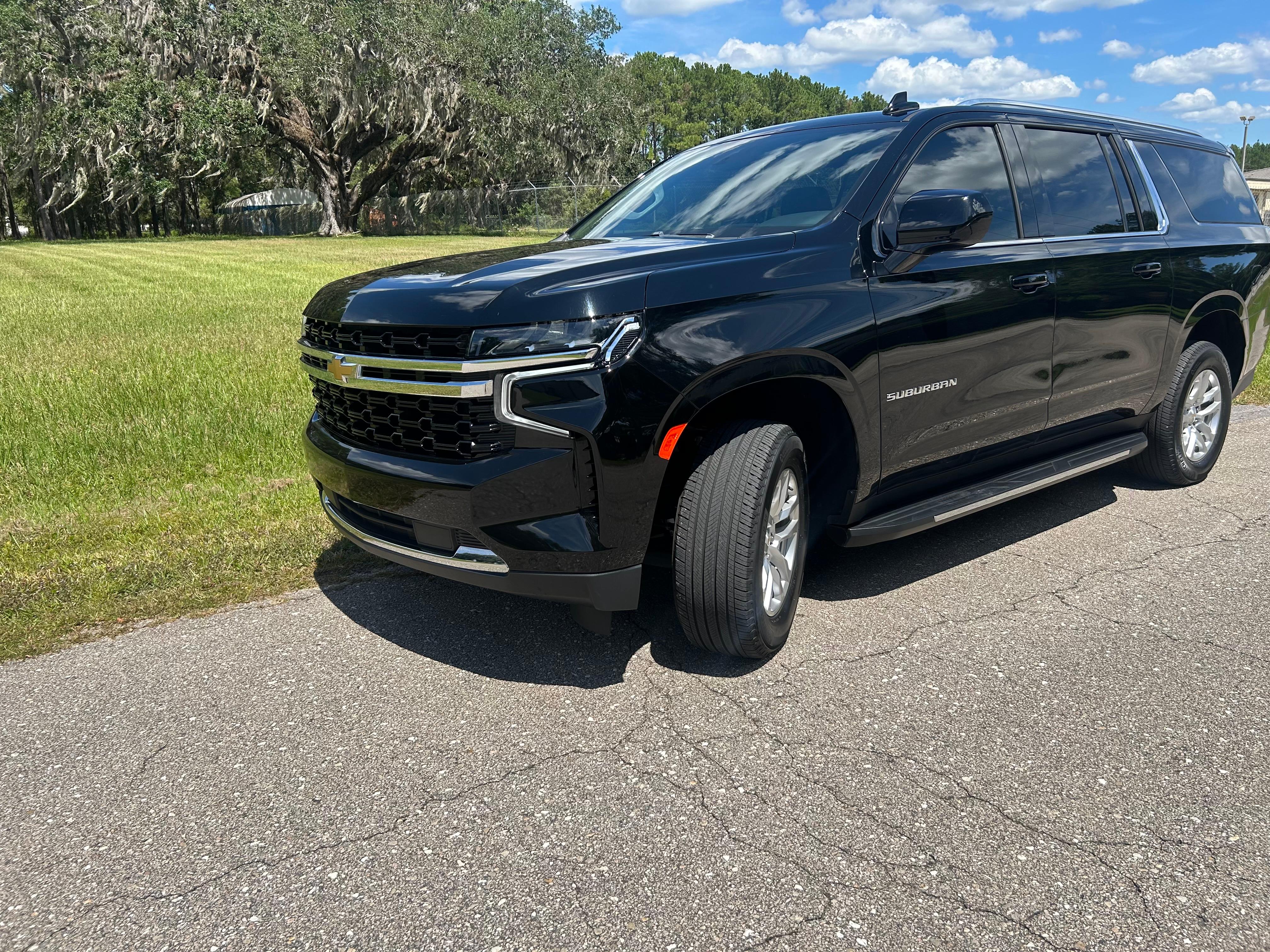 Chevrolet Suburban 2023 in 