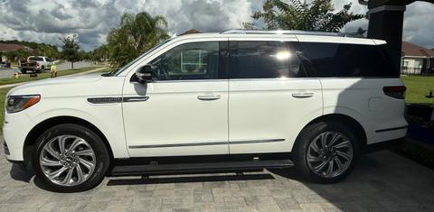 Lincoln Navigator 2024