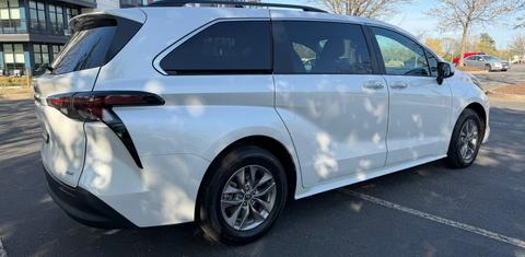 Toyota Sienna 2025