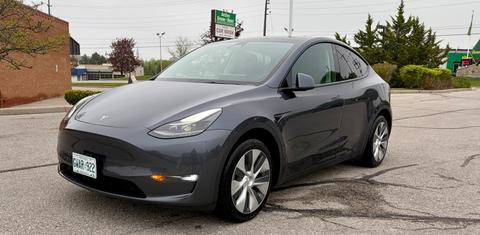 Tesla Model Y 2022