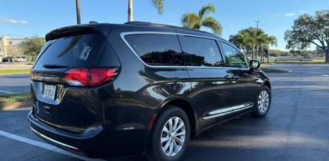 Chrysler Pacifica 2017