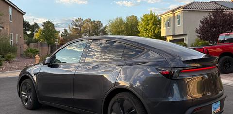 Tesla Model Y 2026