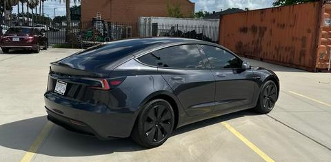 Tesla Model 3 2025