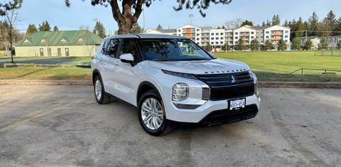 Mitsubishi Outlander 2024