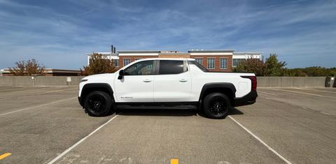 Chevrolet Silverado EV 2024