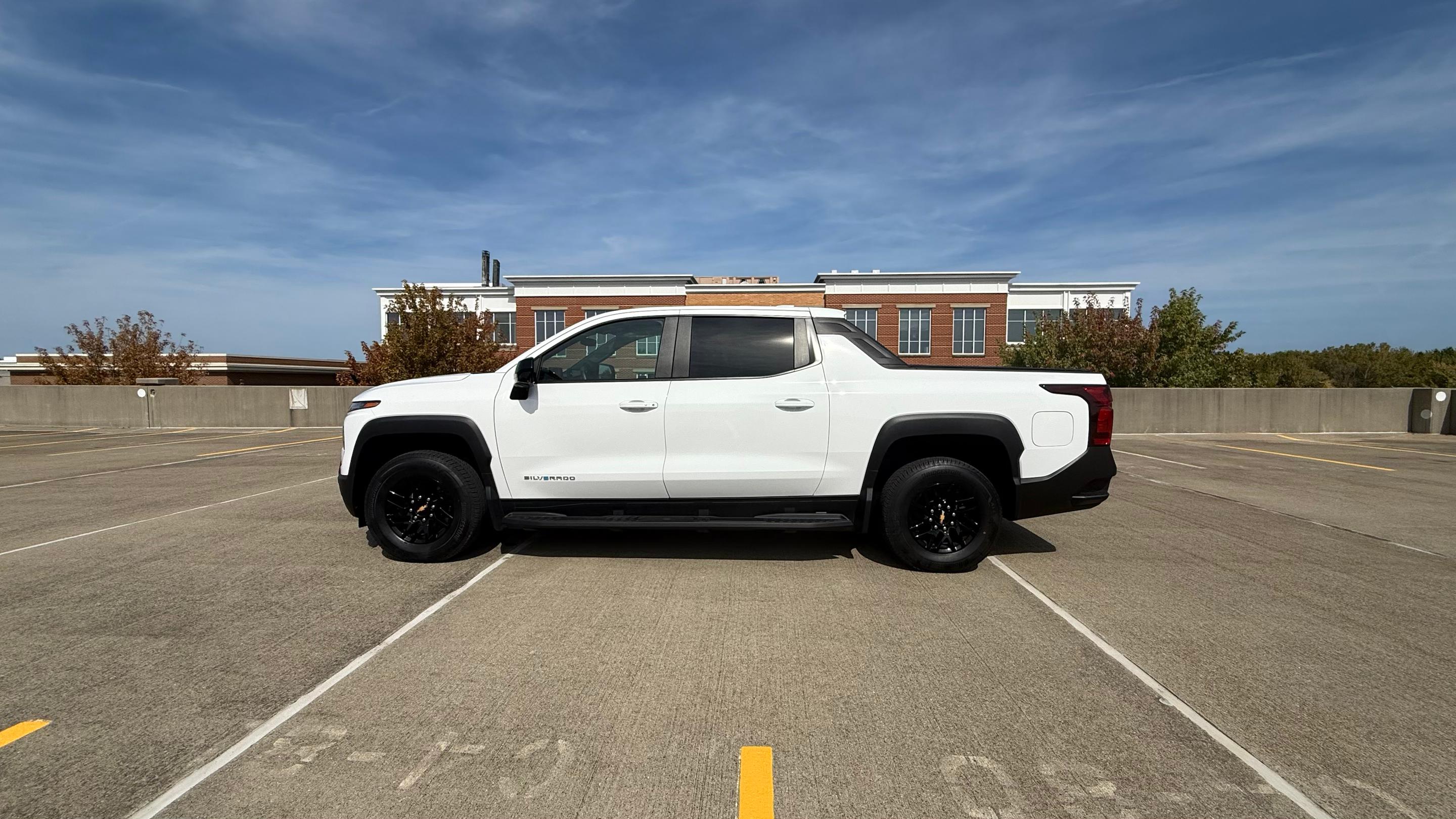 Chevrolet Silverado EV 2024 in North Olmsted, OH