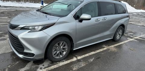 Toyota Sienna 2025