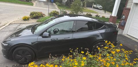 Tesla Model Y 2026