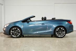 Holden CASCADA 2015 in Rockdale