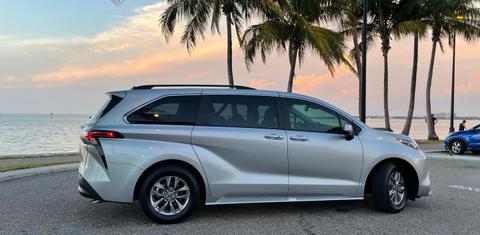 Toyota Sienna 2022