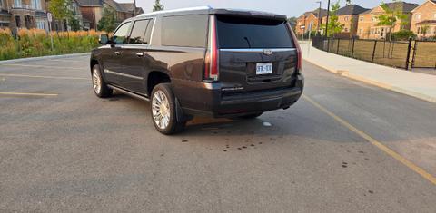 Cadillac Escalade ESV 2017