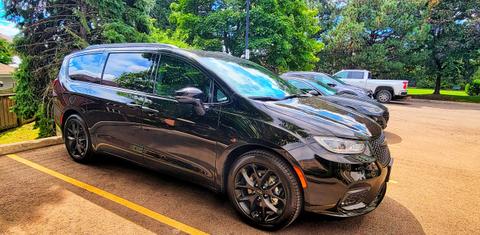 Chrysler Pacifica 2024