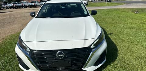 Nissan Altima 2024