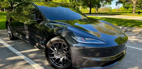 Tesla Model 3 2024