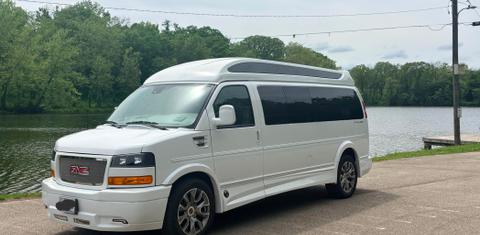 GMC Savana Cargo 2025