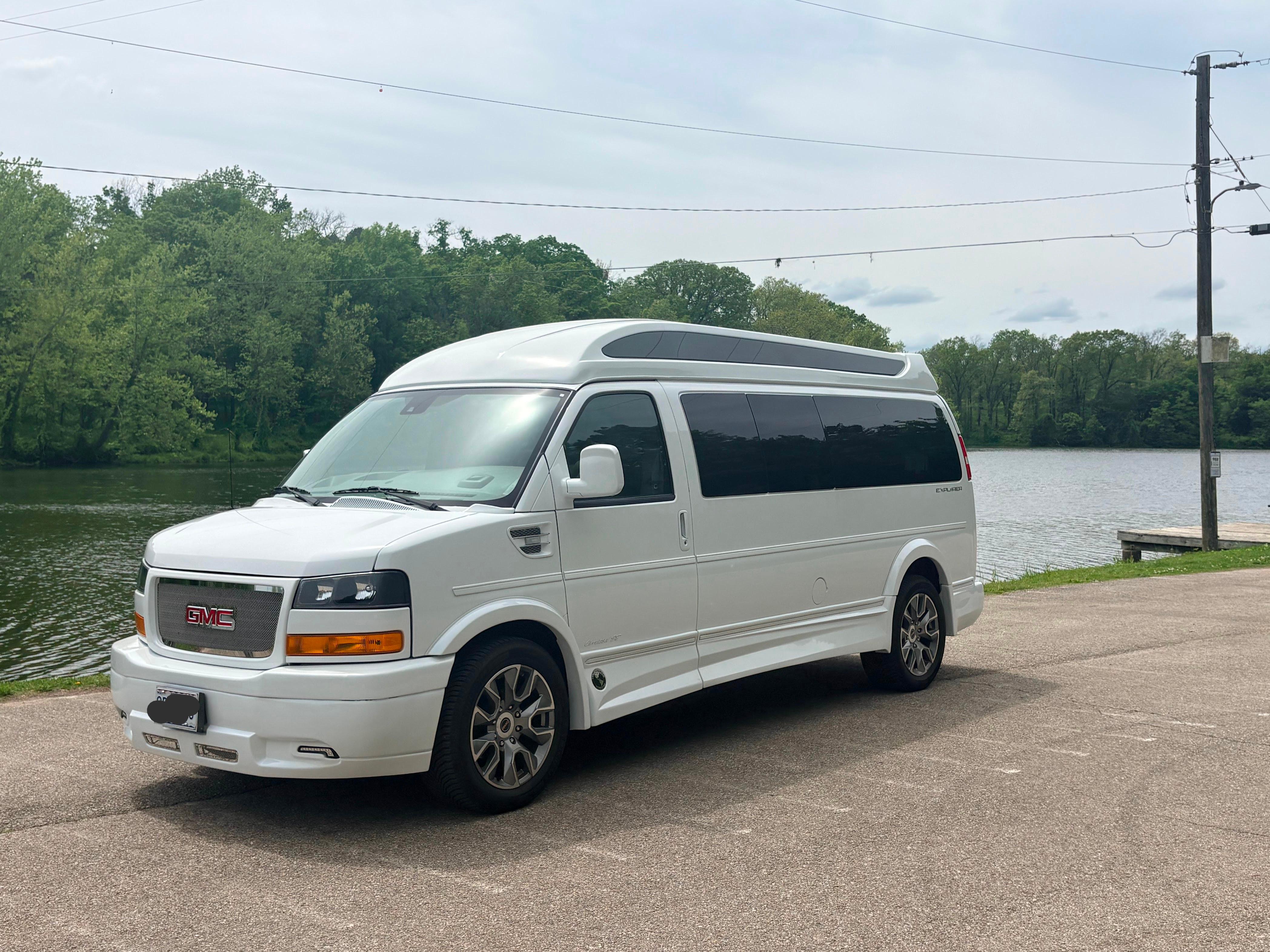 GMC Savana Cargo 2025 in Warrensburg, MO