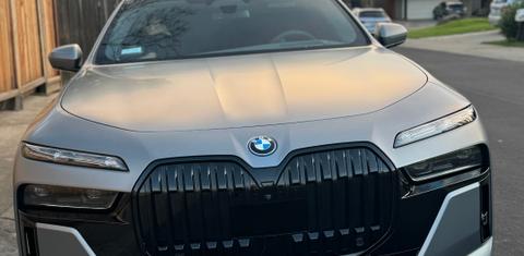 BMW i7 2023